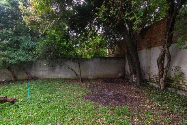 Imagem Casa para venda no bairro Chácara das Pedras em Porto Alegre