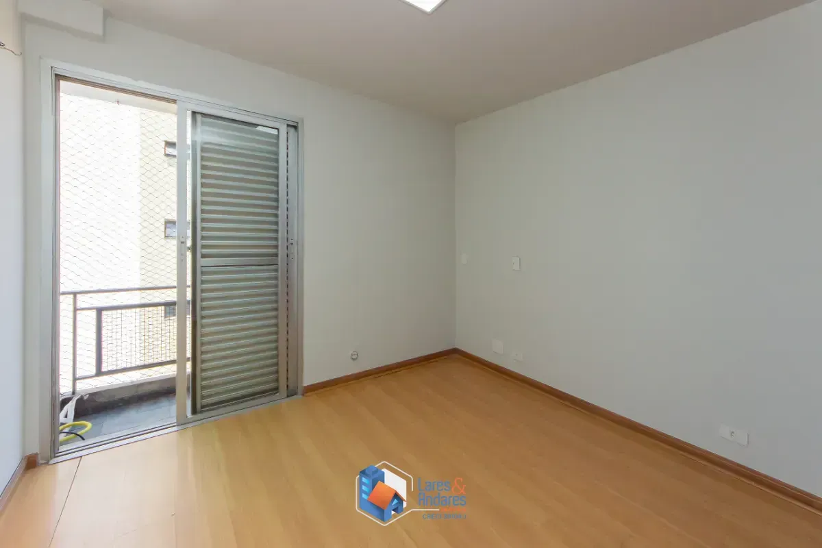 Imagem Cobertura para venda em Vila Congonhas com 3 quartos, sendo 1 suíte, 238m²