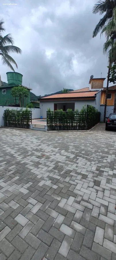 Imagem Sobrado em Condomínio para Venda em São Sebastião, Boiçucanga, 2 dormitórios, 2 suítes, 3 banheiros, 2 vagas