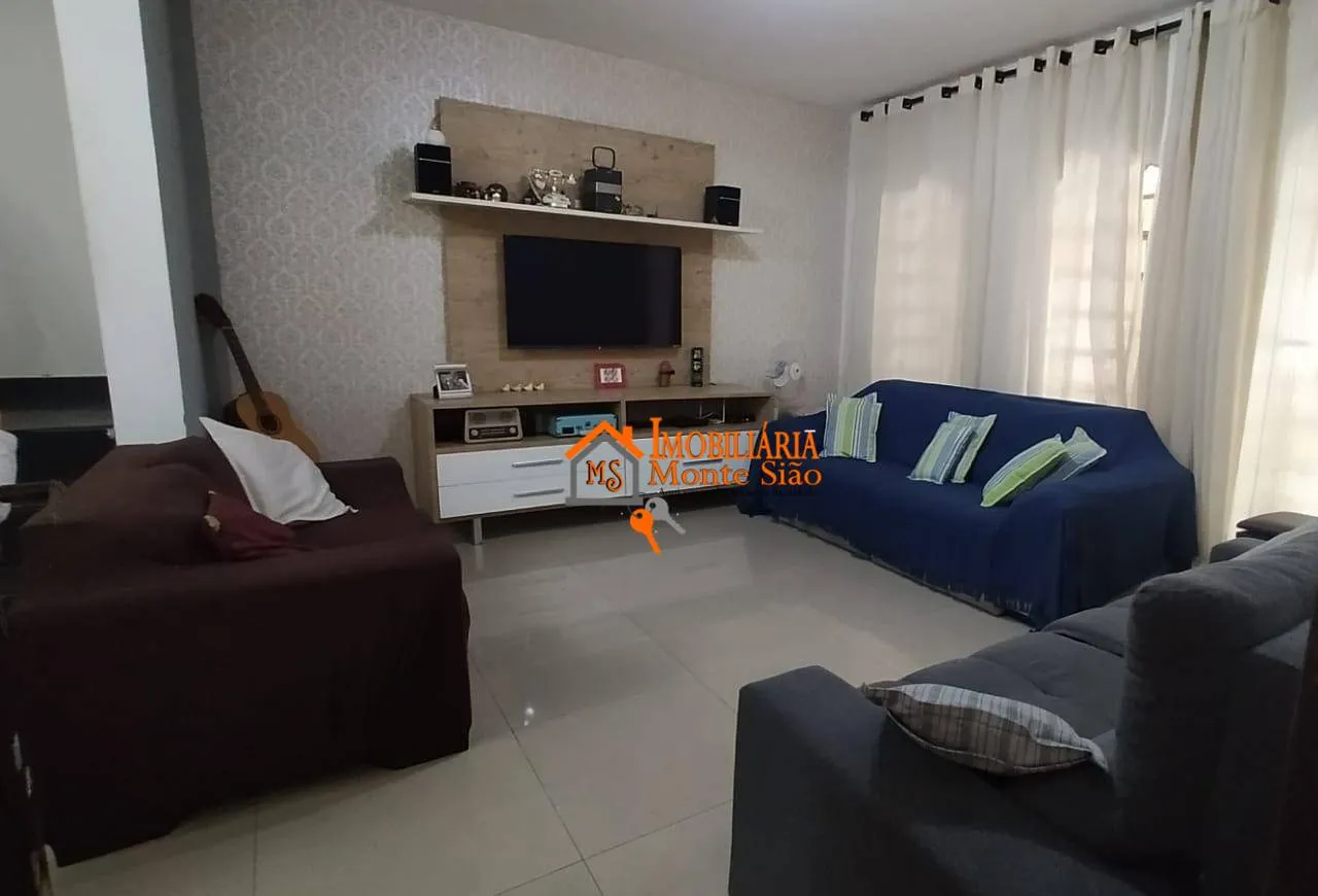 Imagem Sobrado com 3 dormitórios à venda, 247 m² por R$ 650.000,00 - Picanço - Guarulhos/SP