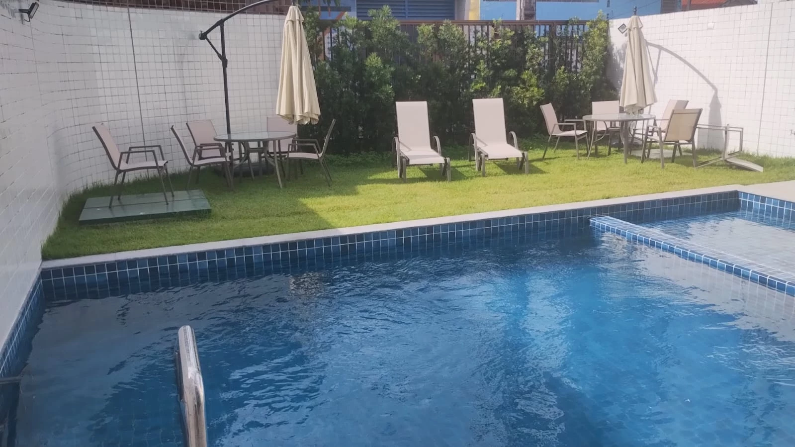 Imagem Apartamento com 3 Quartos à Venda, 66 metros em Casa Amarela - Recife