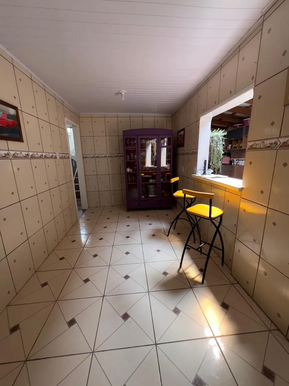 Imagem Ampla casa no Bairro Restinga 4 Dormitórios sendo um suíte