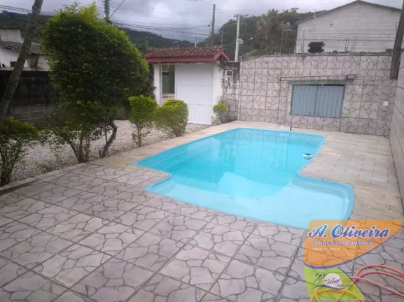 Imagem Ótima casa - 02 Dormitórios ( 01 Suíte ) com Piscina