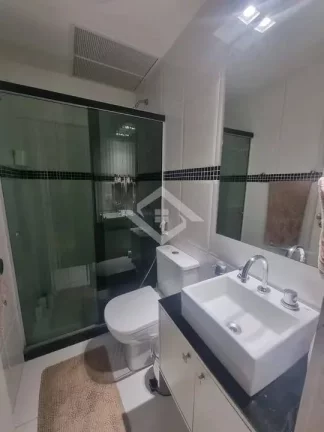 Imagem Apartamento de 2 Quartos para Venda na Barra da Tijuca com 90 m²