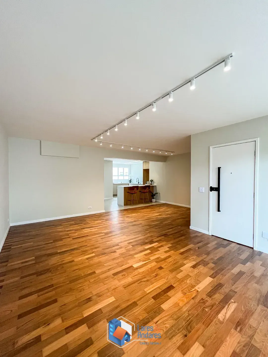 Imagem Apartamento para venda em Itaim Bibi com 3 quartos, sendo 3 suítes, 163m²