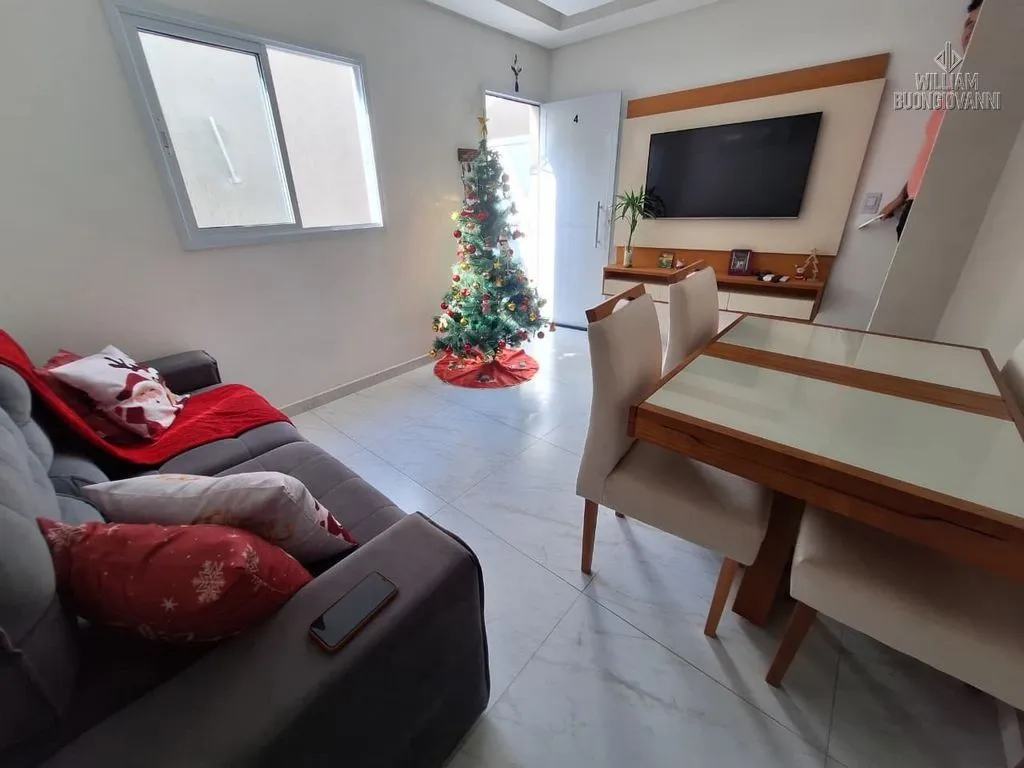 Imagem Casa de condomínio 2 dormitórios sendo 2 suítes com quintal no Tude bastos
