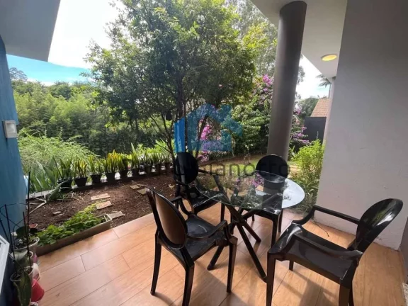 Imagem Casa de alto padrão com arquitetura linda e moderna!