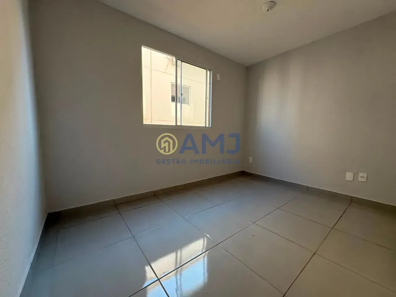 Imagem Apartamento Disponível para Venda e Locação - Condomínio Vila Cerrado II