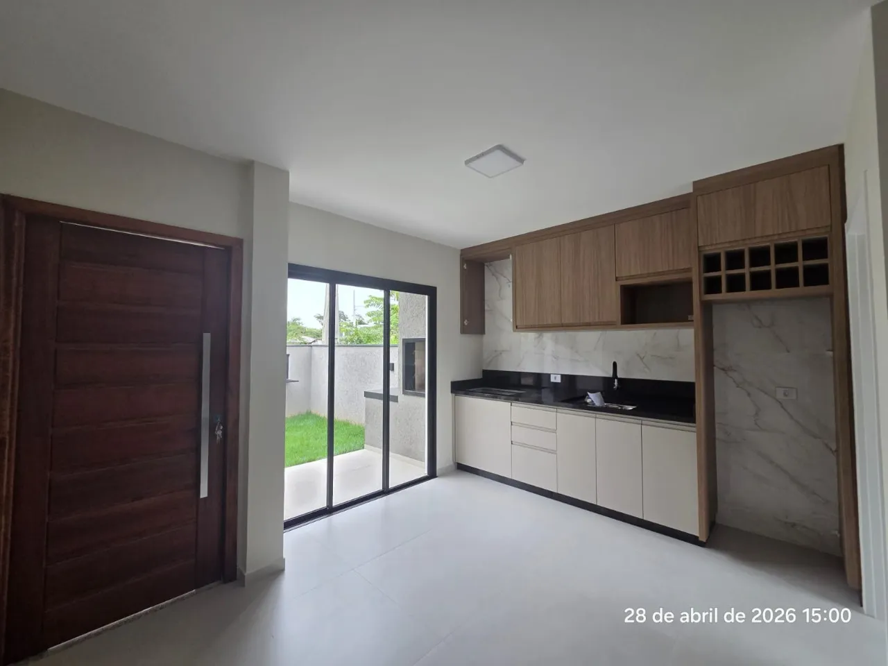 Imagem Casa NOVA, com projeto moderno e excelente padrão de acabamento. 
São 3 dormitórios, sendo 1 suí...