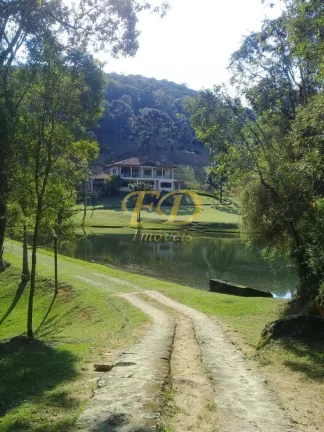 Imagem Belíssimo Sitio com 300.000m² na Região do Clube da Montanha