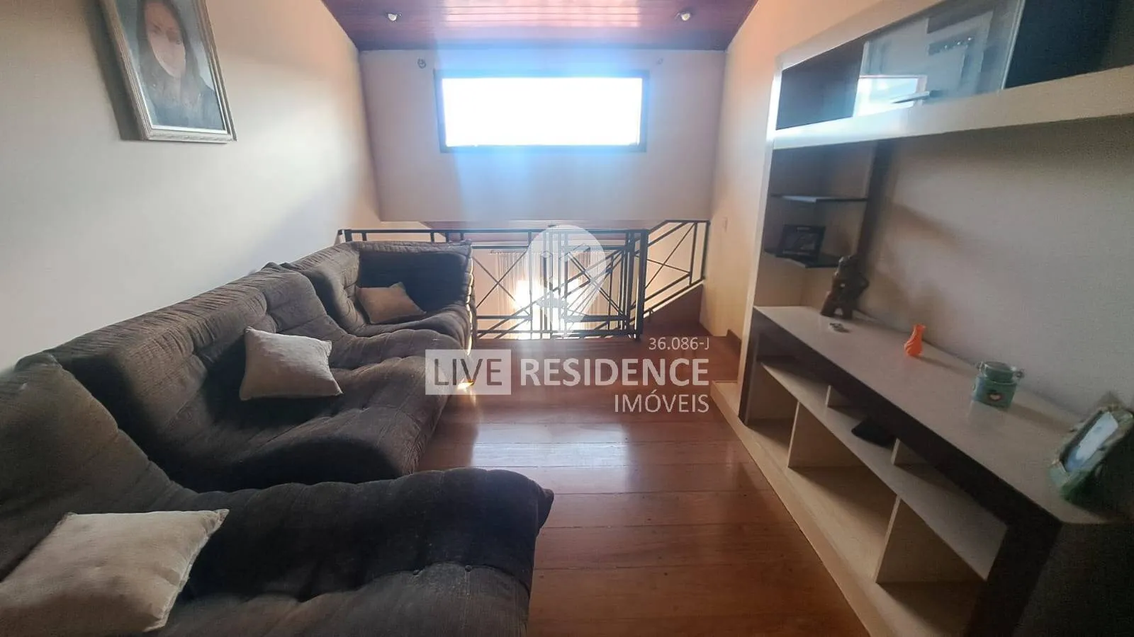 Imagem Vende-se Casa no Centro da cidade de Itatiba SP com terreno 250m²