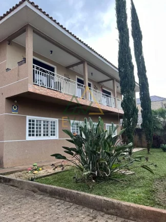 Imagem Sobrado à venda no bairro das Graças - Colombo/PR