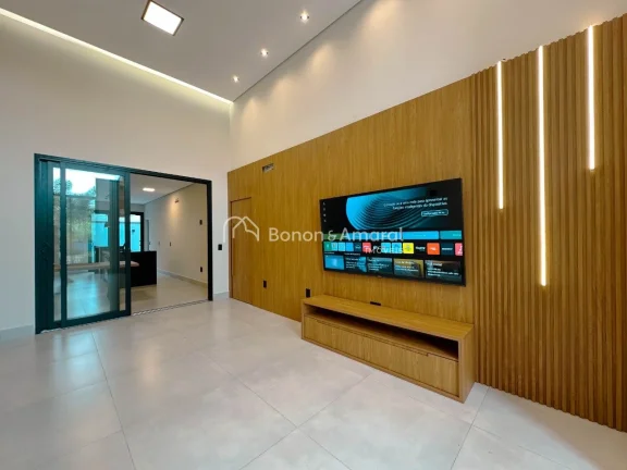 Imagem Maravilhosa casa térrea, acabamento de primeira, com 3 quartos sendo 3 suítes e a master com close...