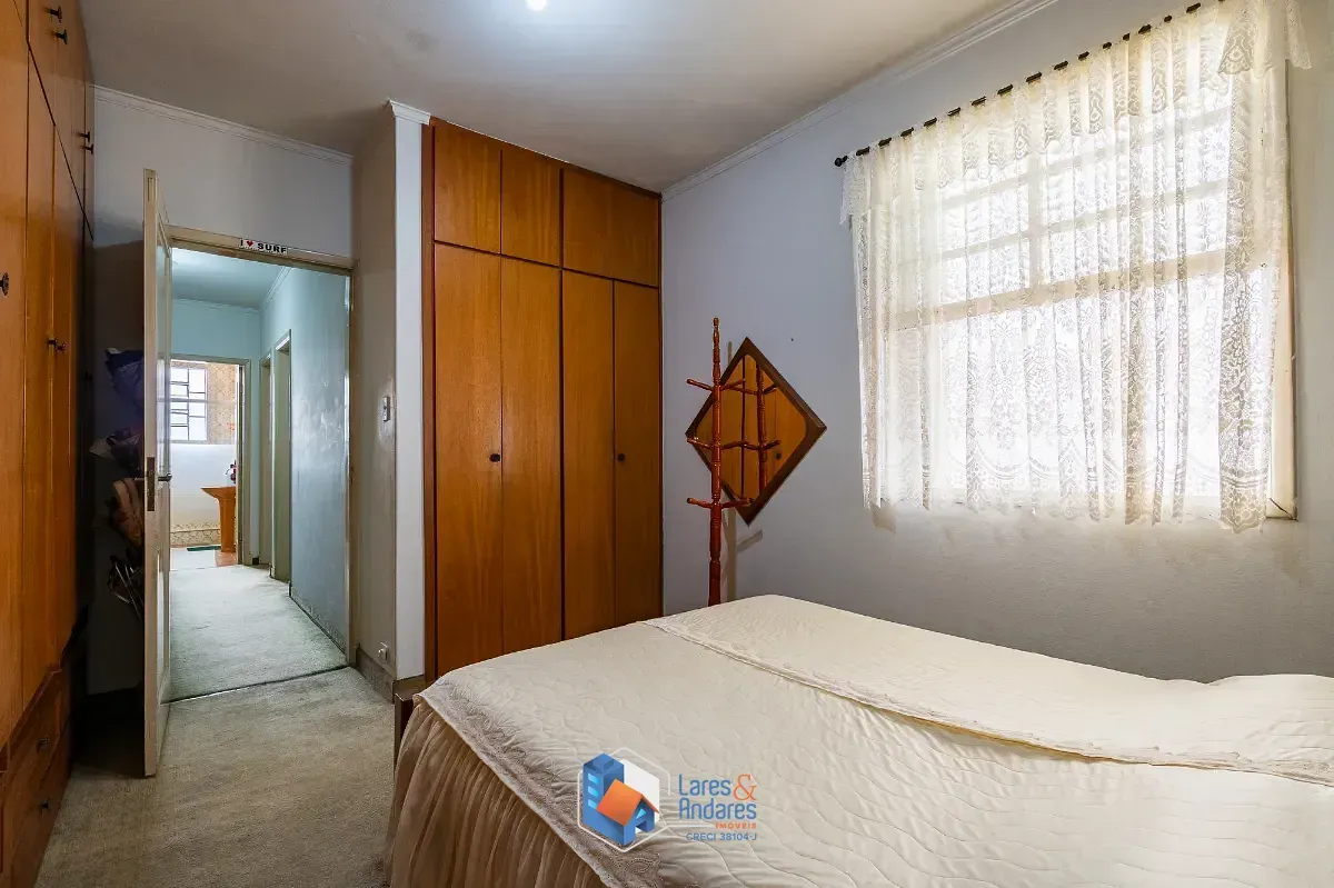 Imagem Casa para venda em Moema com 3 quartos, sendo 1 suíte, 100m²