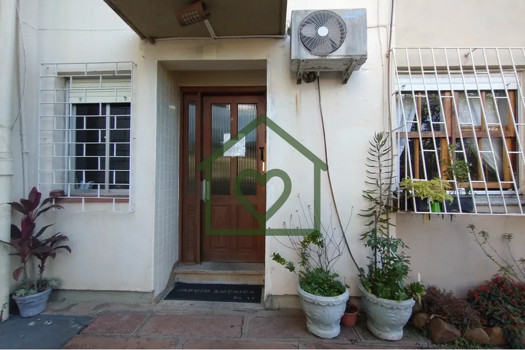 Imagem Apartamento 2 dormitórios, térreo, com 1 vaga rotativa, no Bairro Santo Antônio. Condomínio com:...