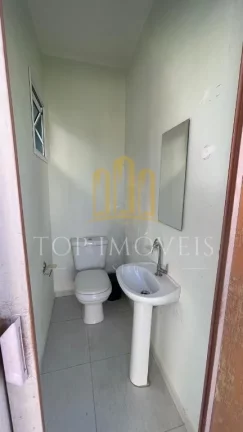 Imagem Casa Espaçosa no Condomínio Fechado Terras do Vale – 3 Dormitórios com Suíte! Apresentamos essa linda e espaçosa casa no desejado Condomínio Terras do Vale, perfeita para quem busca conforto, segurança e qualidade de vida em um só lugar!