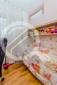 Imagem Apartamento com 57m², dois dormitórios sendo uma suíte, living, cozinha tipo americana, área de ...