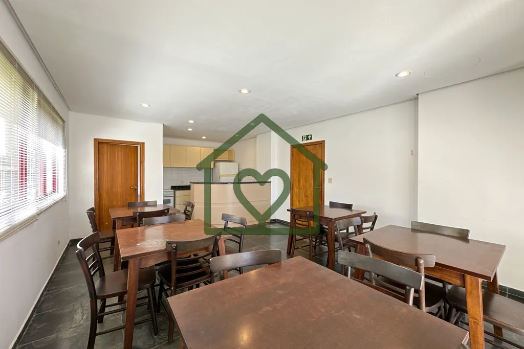 Imagem MORARE Vende ótimo apartamento de 3 dormitórios sendo 1 suíte, com vista, no Bairro Mont Serrat, ...