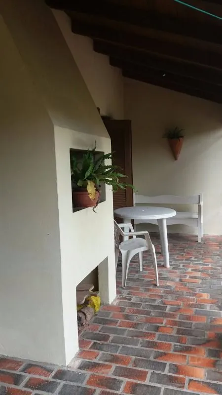 Imagem Casa para Venda - 239.2m², 3 dormitórios, 2 vagas - Recanto Do Sabiá