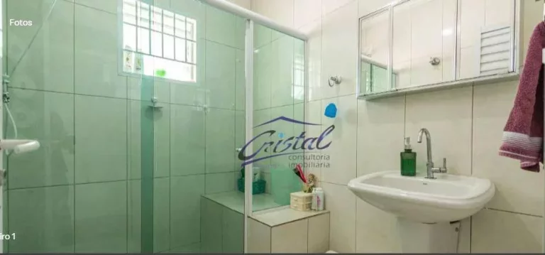 Imagem Casa Charmosa em Rua Tranquila
