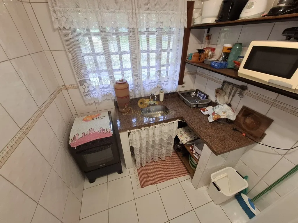 Imagem Casa em Condomínio para Venda em Teresópolis / RJ no bairro Canoas