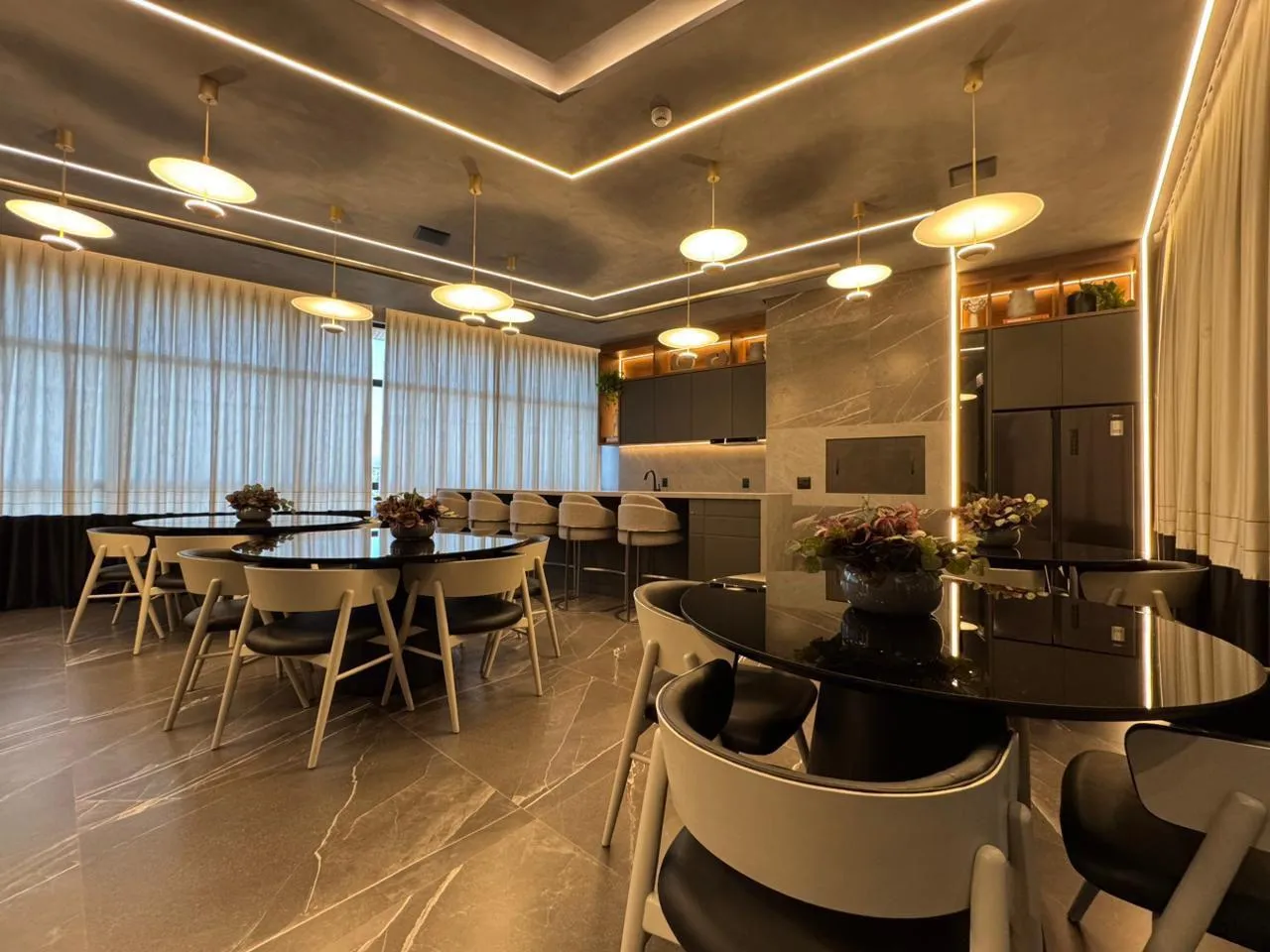 Imagem Apartamento com vista para o mar à venda com 155.85m2 por R$ 3.900.000,00