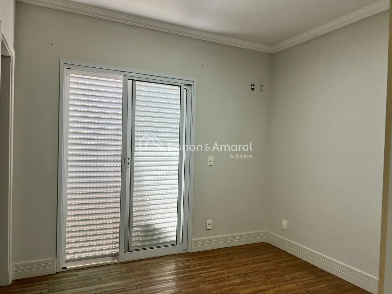 Imagem Casa de condomínio com 4 Quartos e 5 banheiros à Venda, 397m² por R$ 1.865.000