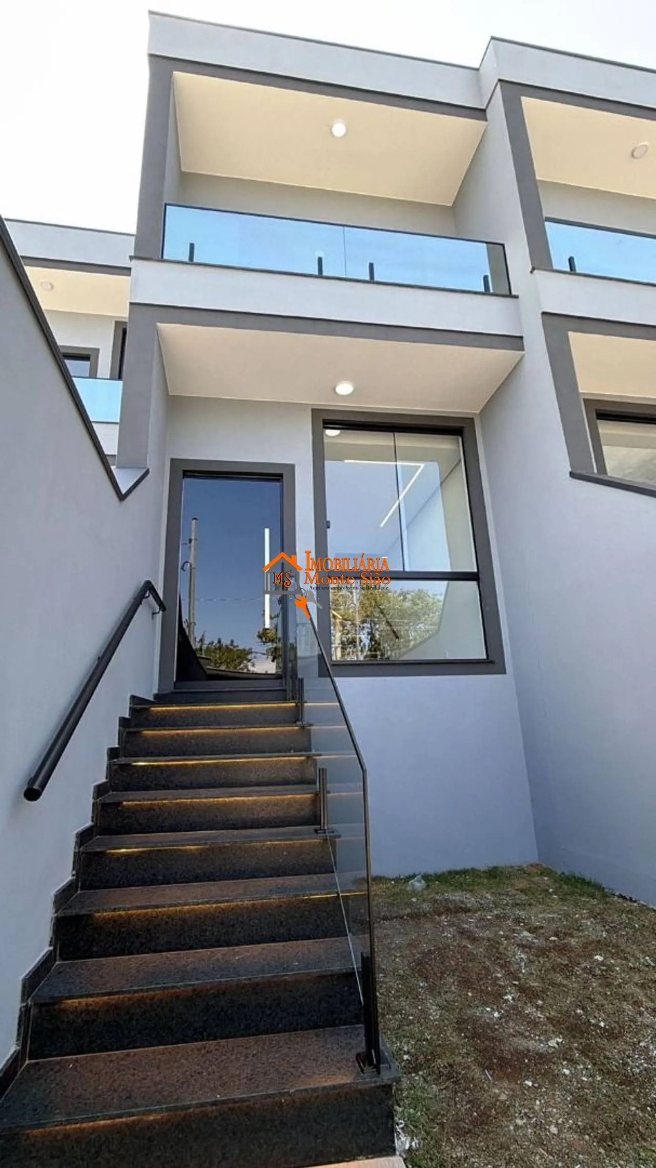 Imagem Sobrado com 2 dormitórios à venda, 75 m² por R$ 490.000,00 - Jardim Zélia - Itaquaquecetuba/SP