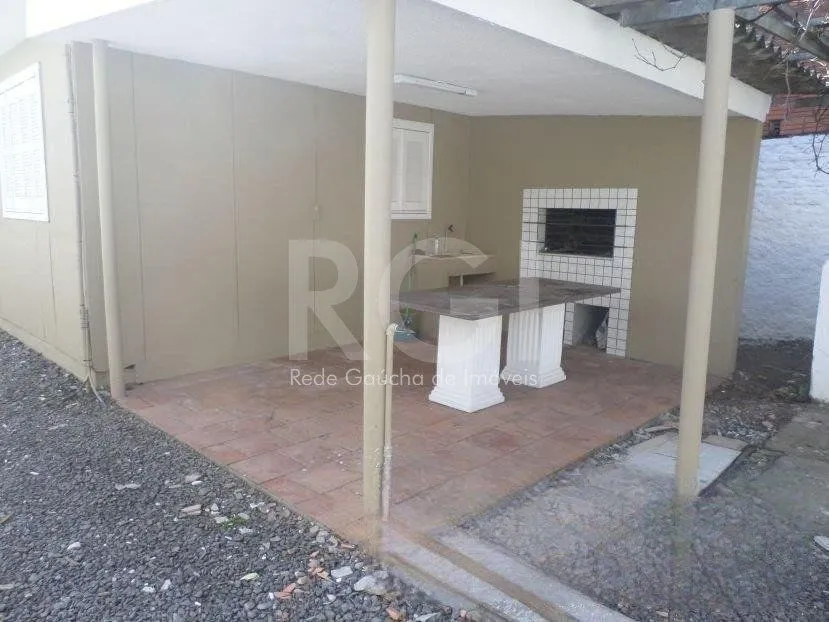 Imagem Casa Comercial com pavilhão de 294,03m² no bairro São Geraldo -Porto Alegre
