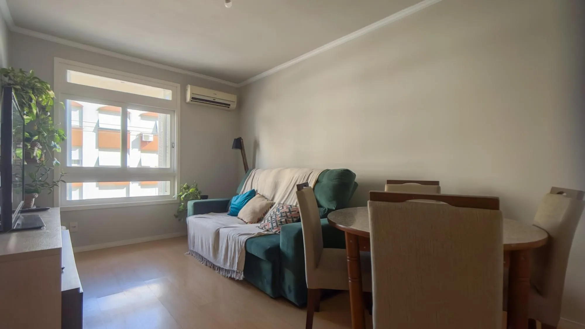 Imagem Apartamento-02-Dormitorios-Cidade-Baixa