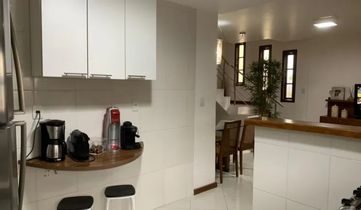 Imagem Casa com 2 Quartos à Venda, 120 m² em Recreio dos Bandeirantes - Rio de Janeiro