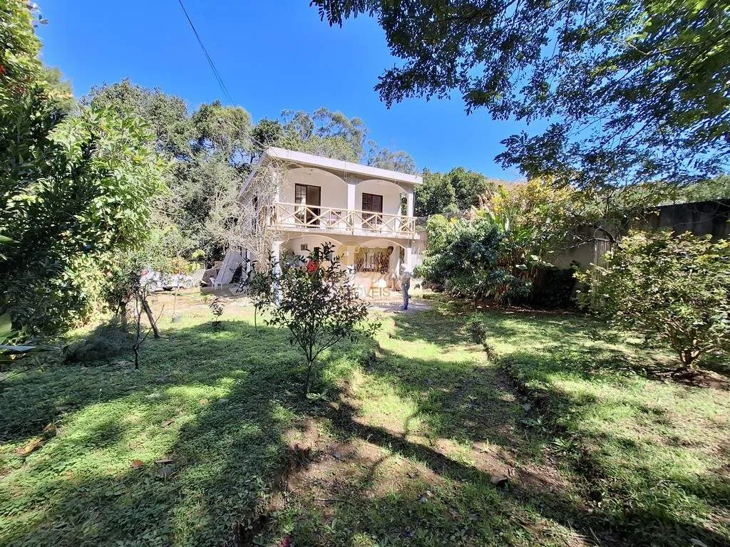 Imagem Casa para Venda em Teresópolis / RJ no bairro Pessegueiros