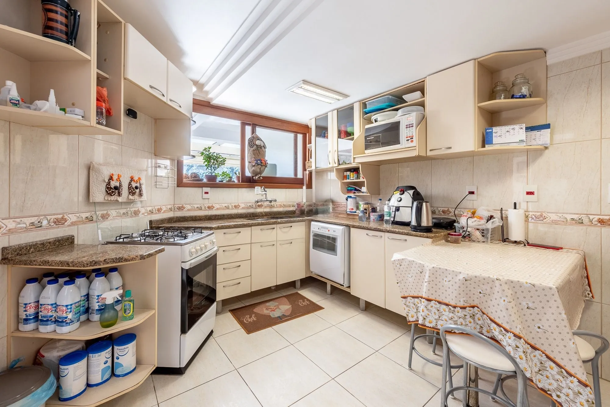 Imagem Casa 4 Dormitórios, Suíte Master, Piscina e espaço Gourmet no Jardim Planalto