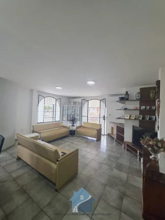 Imagem CASA NO CONJUNTO ARUANÃ - COMPENSA