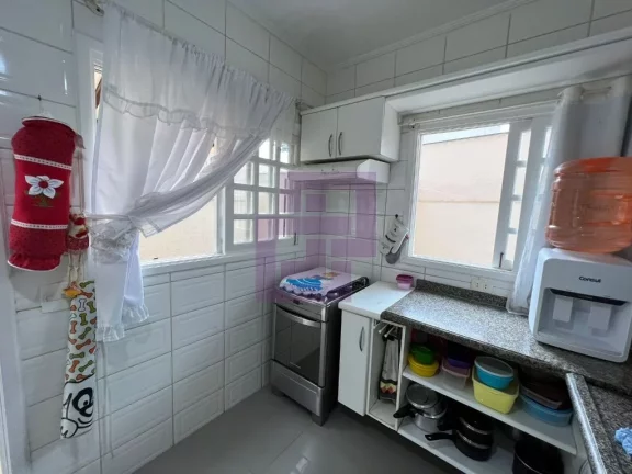 Imagem Casa à Venda no Condomínio Residencial Park Lane – 3 Suítes e Jardim com Árvores Frutíferas