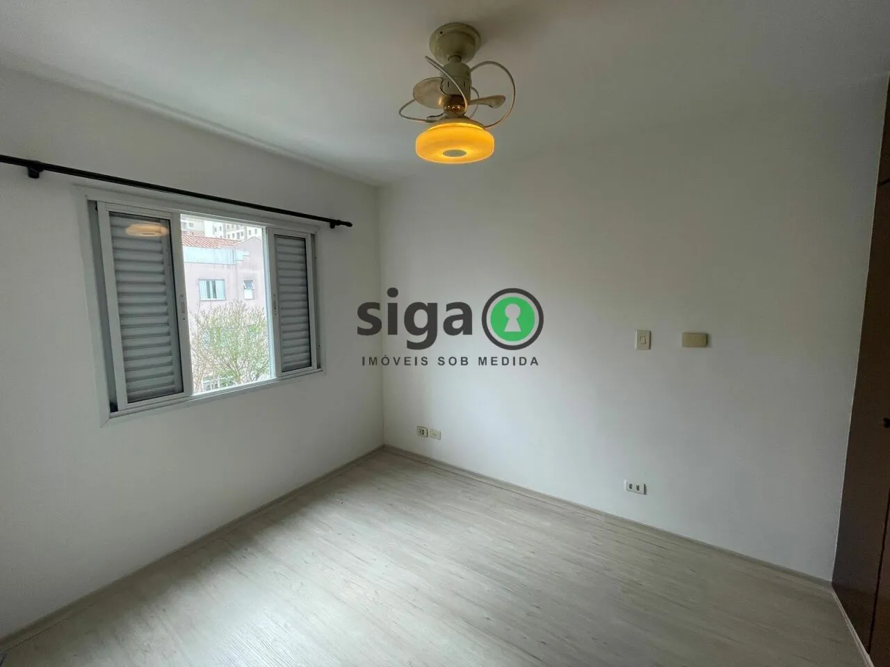 Imagem VENDA DE CASA COM 3 DORMITÓRIOS, EM CONDOMÍNIO FECHADO, NO JD. MARAJOARA