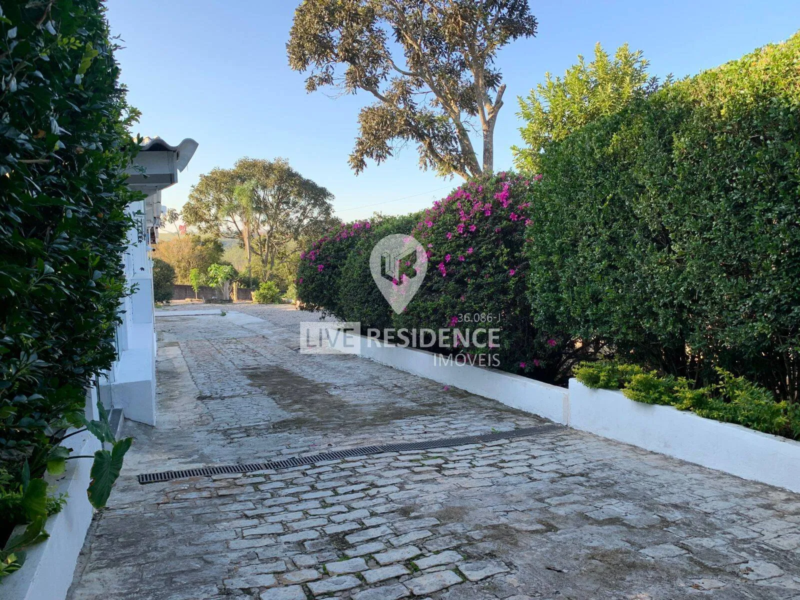 Imagem MAIS QUE UMA CASA. UM VERDADEIRO REFÚGIO PARA VIVER E INVESTIR