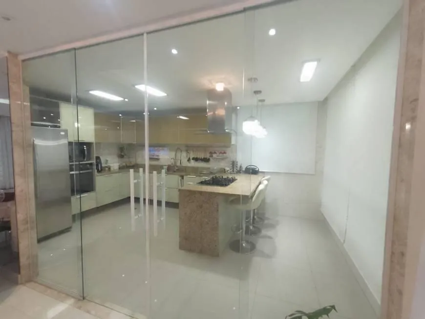 Imagem Casa em Condomínio para Venda em Rio de Janeiro, Jacarepaguá, 4 dormitórios, 3 suítes, 5 banheiros, 5 vagas