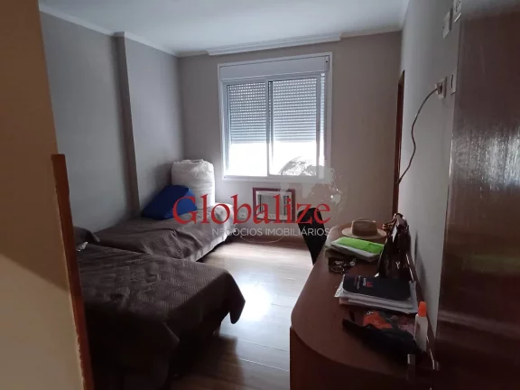 Imagem Apartamento à venda com 237m², 3 suítes, 2 vagas, portaria 24h, elevador por R$875.000,00 no Gonzaga em Santos
