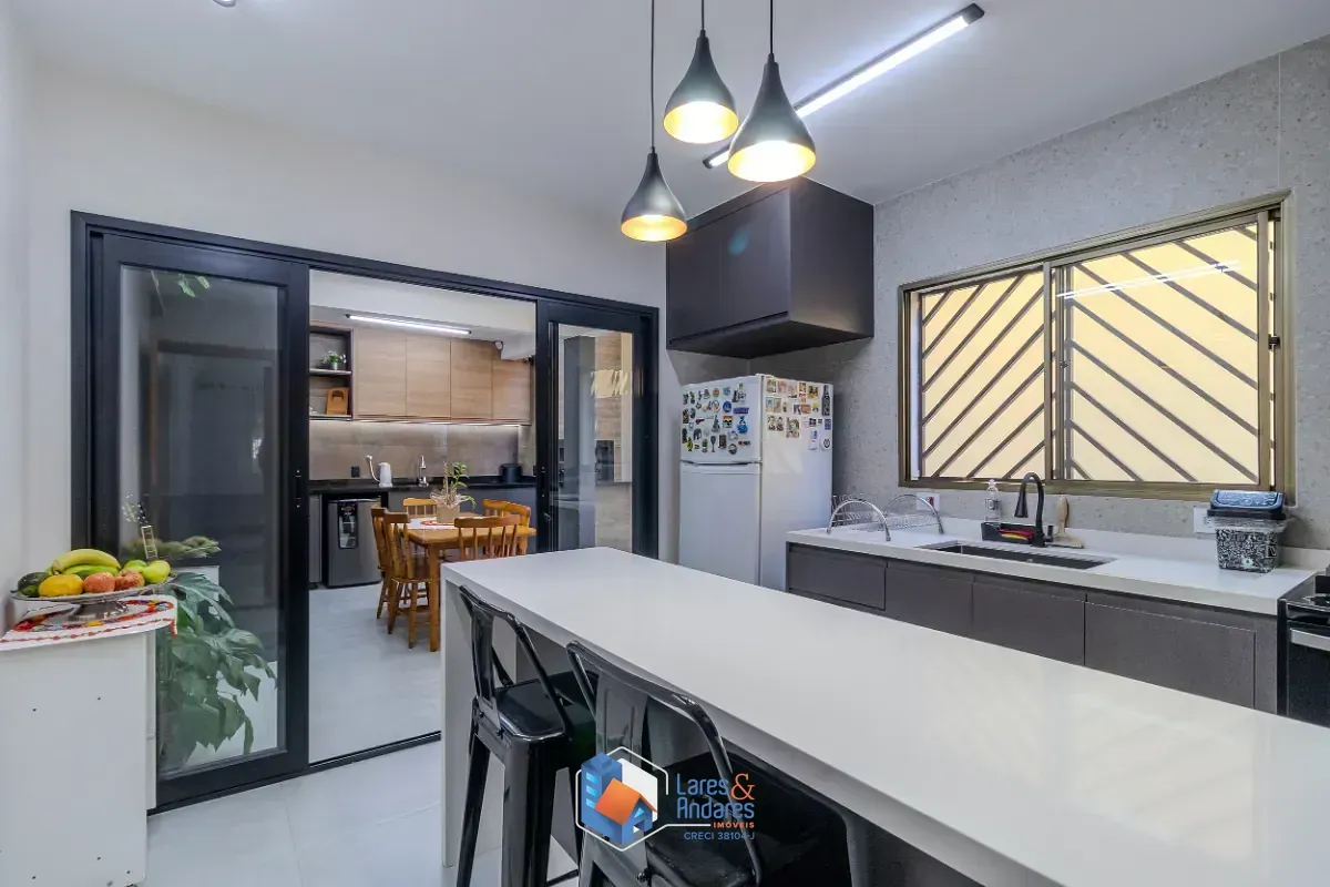Imagem Sobrado para venda em Vila Nair com 3 quartos, sendo 1 suíte, 99m²