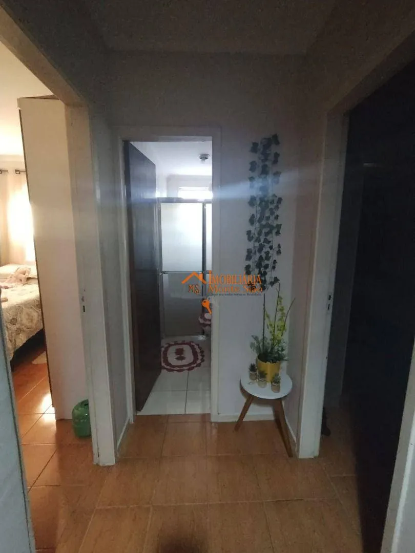 Imagem Apartamento com 2 dormitórios à venda, 47 m² por R$ 250.000,00 - Jardim Presidente Dutra - Guarulhos/SP