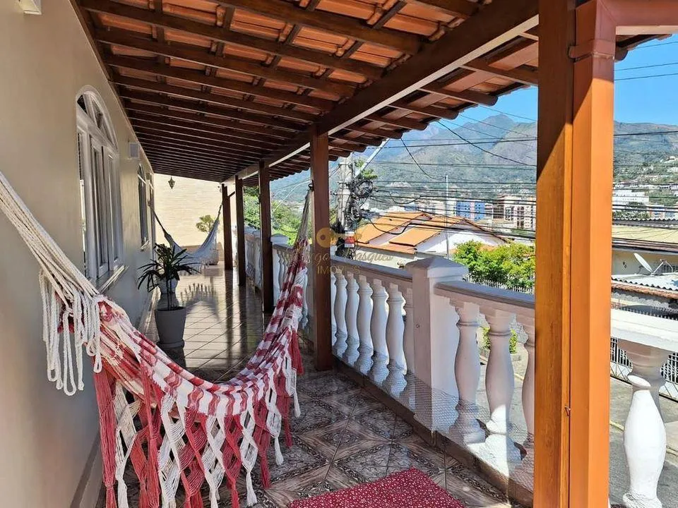 Imagem Casa para Venda em Teresópolis / RJ no bairro Várzea