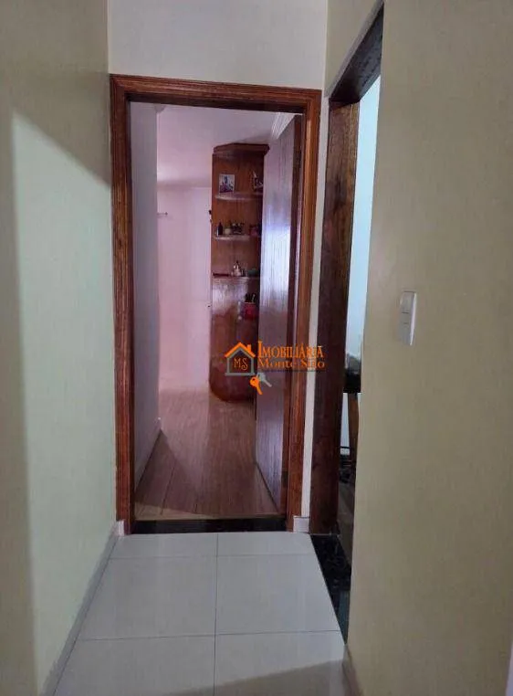 Imagem Sobrado com 4 dormitórios à venda, 294 m² por R$ 1.200.000 - Jardim Rosa de Franca - Guarulhos/SP