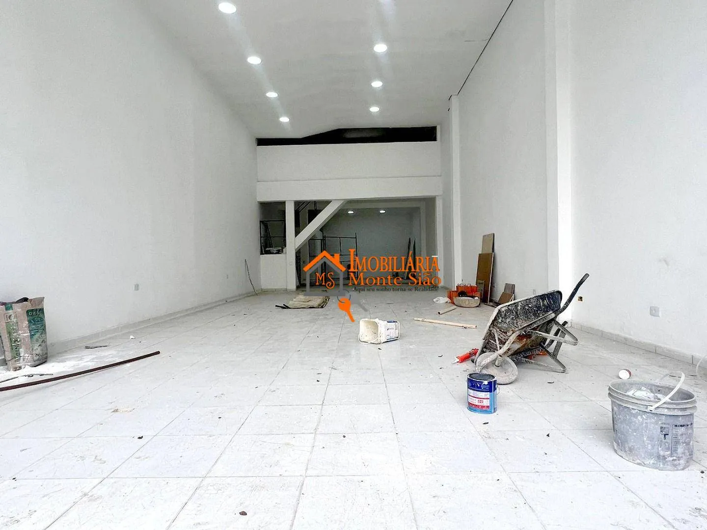 Foto do imóvel Salão para alugar, 161 m² por R$ 8.900,00/mês - Jardim Zaira - Guarulhos/SP