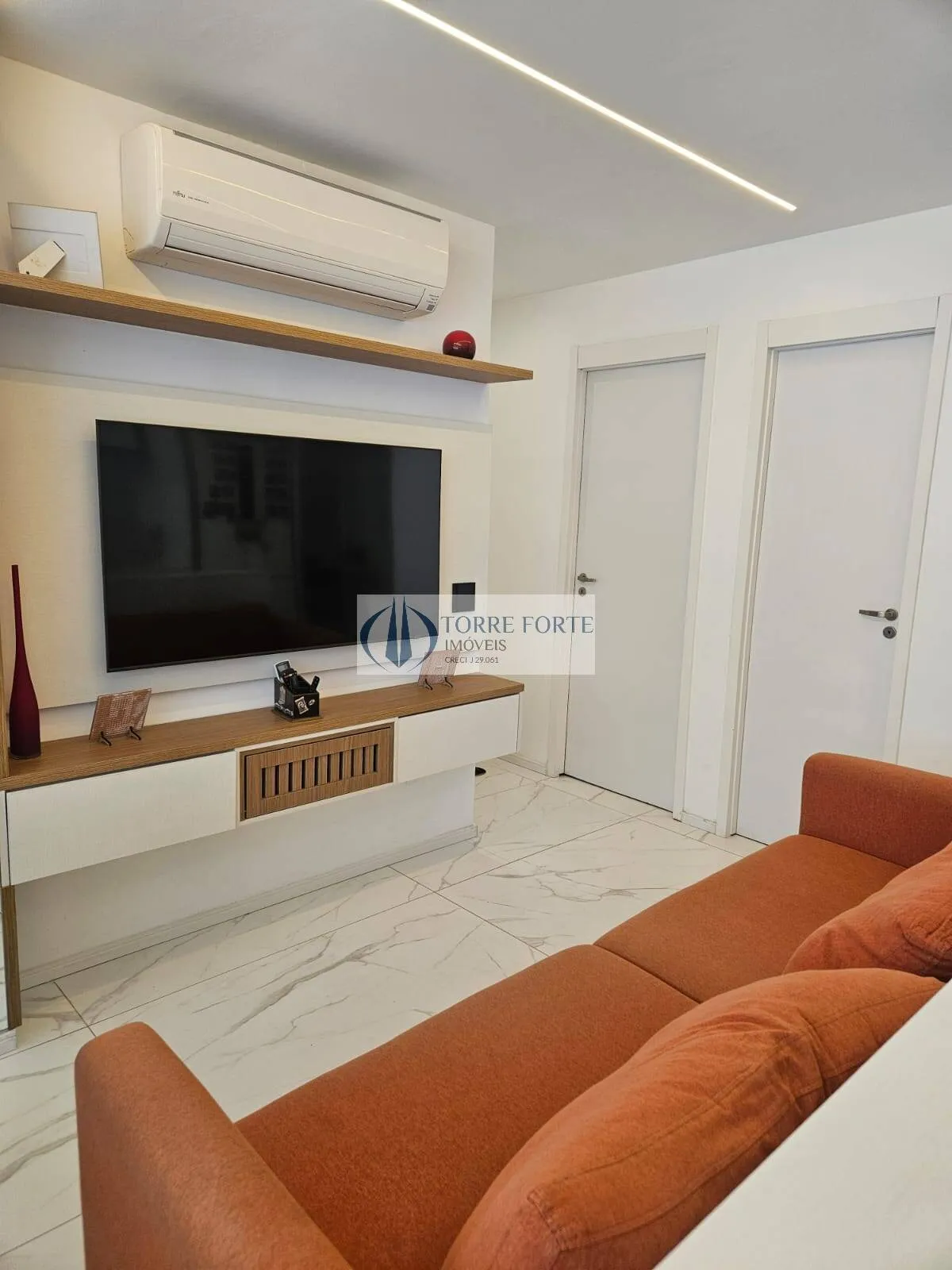 Imagem Lindo Apartamento com 2 dormitorios 1 vaga , Varanda na Barra Funda.
