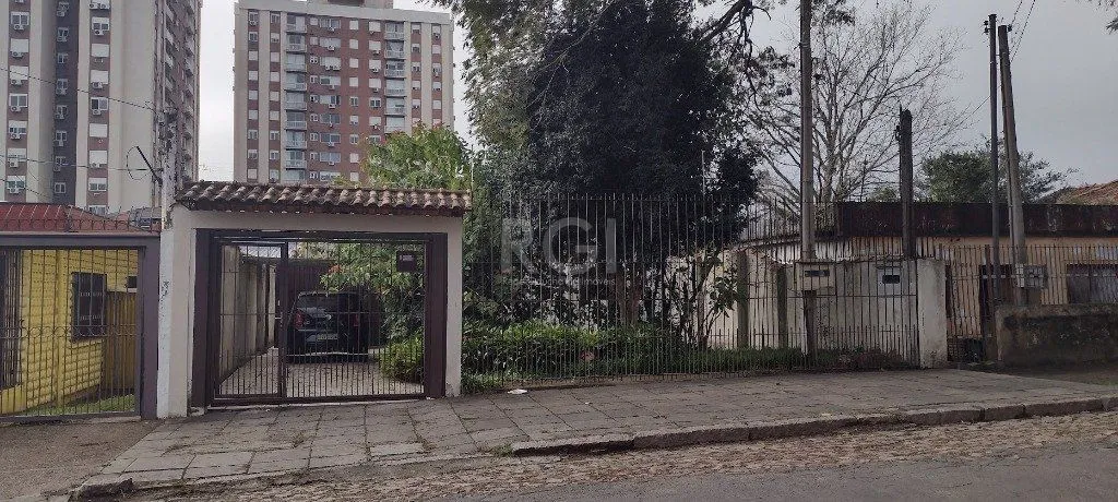 Imagem Casa para Venda - 162m², 3 dormitórios, sendo 1 suites, 3 vagas - Agronomia