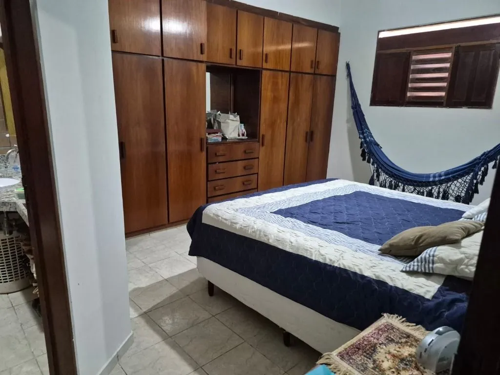 Imagem Casa localização privilegiada no Bessa com 4 dormitórios à venda por R$ 1.300.000 - Bessa - João Pessoa/PB