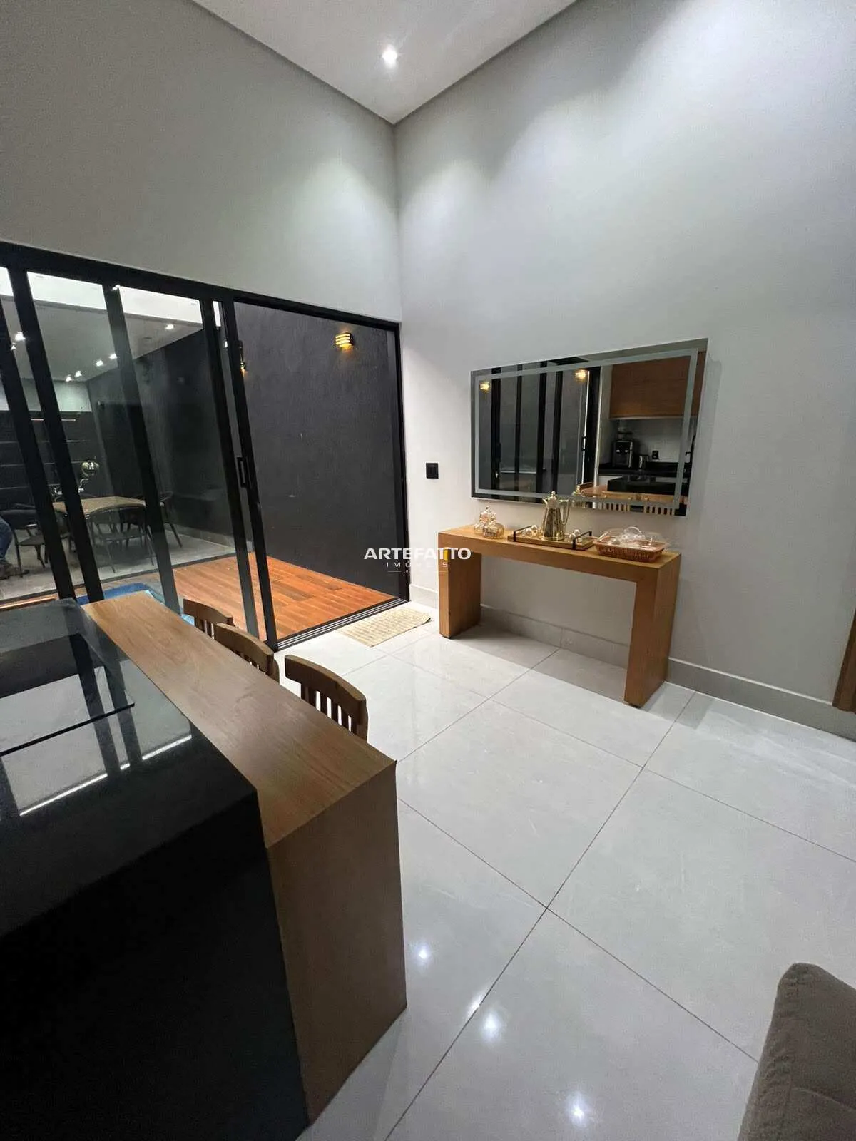 Imagem Casa a venda de porteira fechada no Jd Flórida