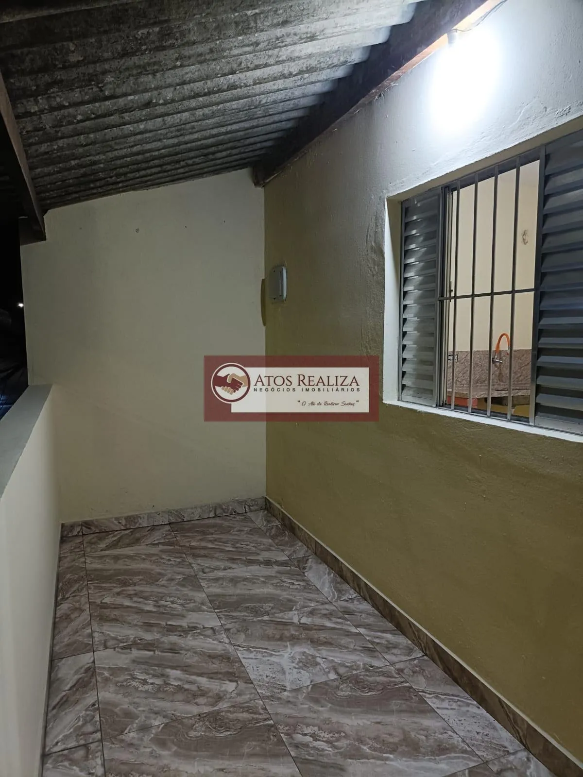 Imagem Casa para Locação em Jardim das Fontes, SP | 2 Dorms, sala, cozinha. R$ 1.200