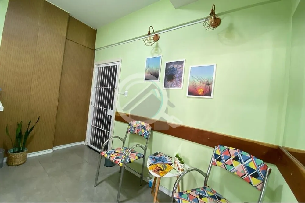 Imagem Oportunidade única de adquirir um conjunto comercial/sala em Porto Alegre, no coração do históri...